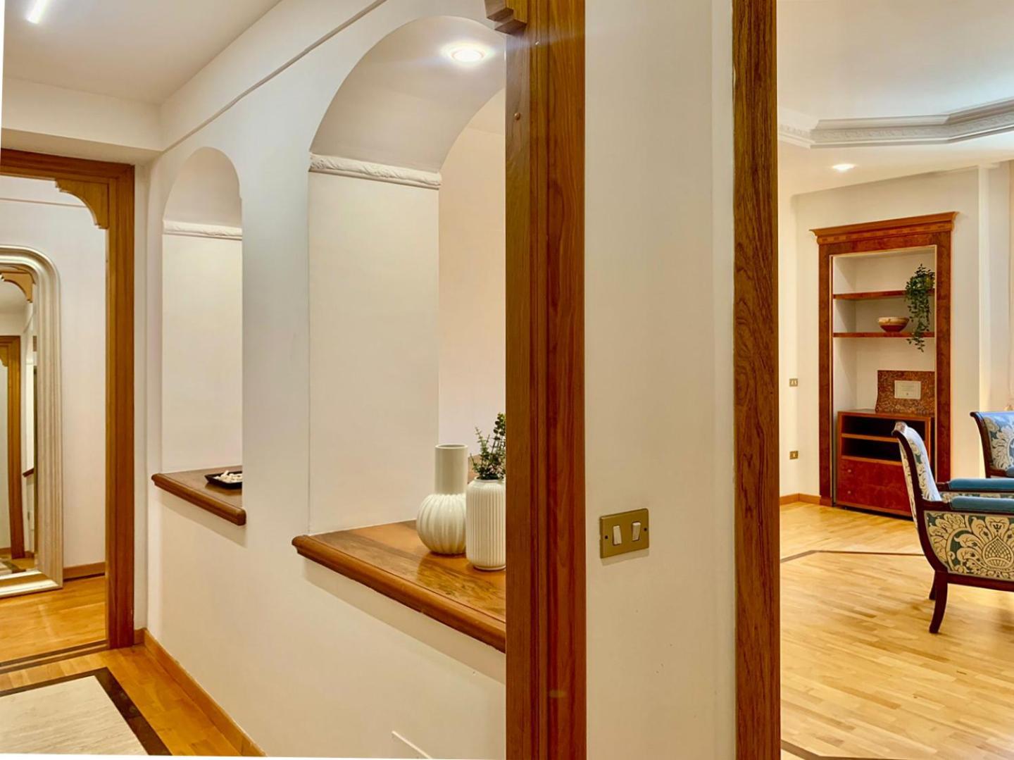 Colosseo Prestige Apartment Rzym Zewnętrze zdjęcie